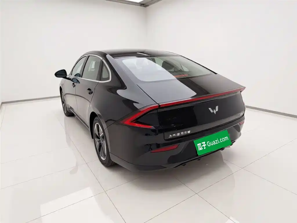 Wuling Starlight 2024 Co-creation Edition 510 Advanced Type купить на сайте DeffCars