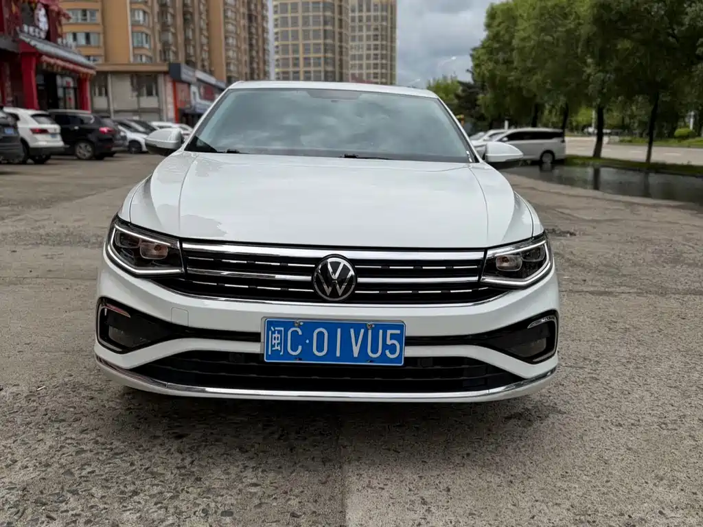 Bora 2023 200TSI DSGSenova ZhixingPRO Edition купить на сайте DeffCars