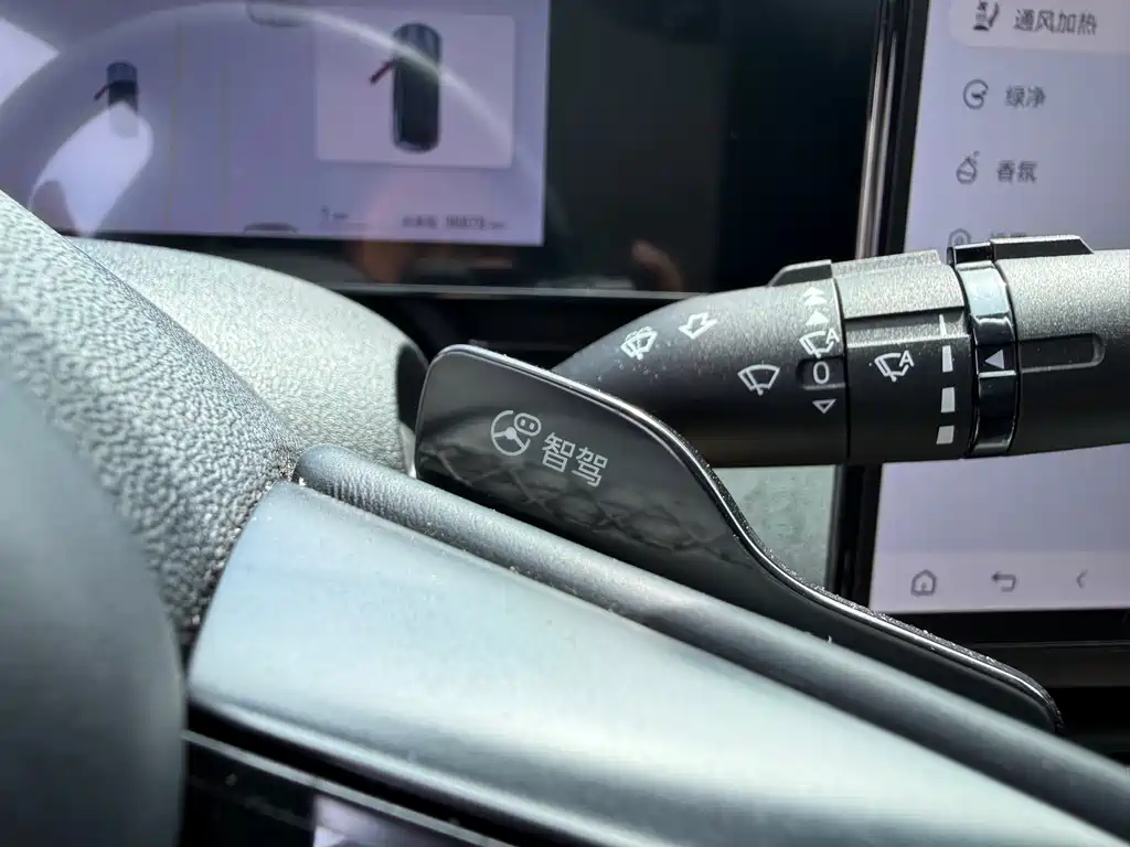 Seal 2025 600 4WD Intelligent Driving Edition купить на сайте DeffCars
