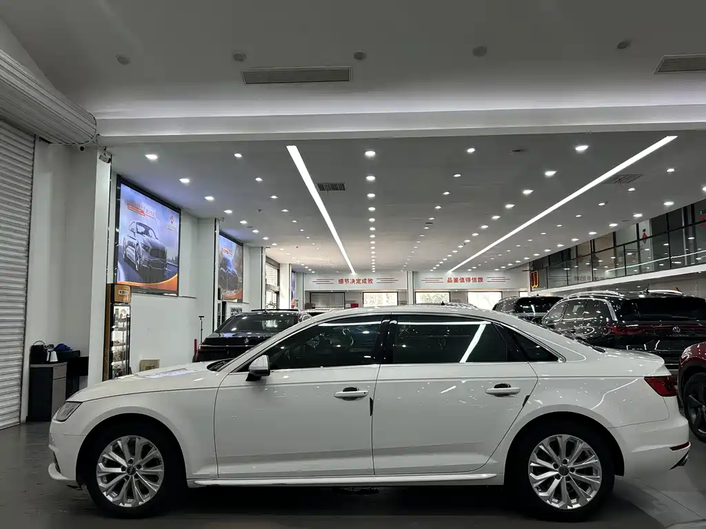 Audi A4L 2017 Plus 40 TFSI Enterprising купить на сайте DeffCars