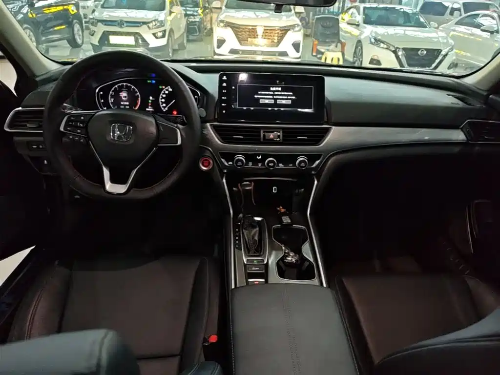 Accord 2022 260TURBO Deluxe Edition купить на сайте DeffCars