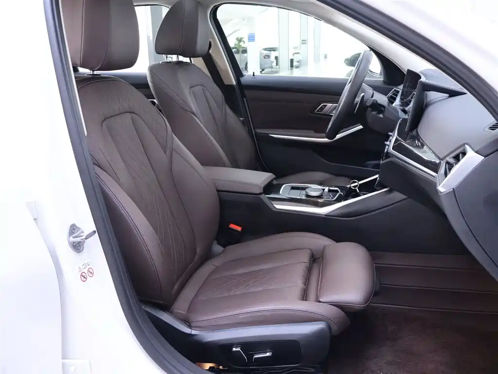 BMW 3 Series 2024 325Li M Sports Package купить на сайте DeffCars