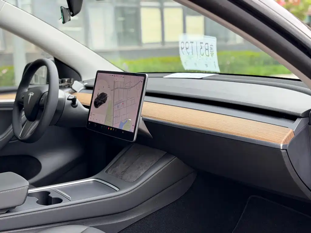 Model Y 2021 standard range rear-wheel drive version купить на сайте DeffCars