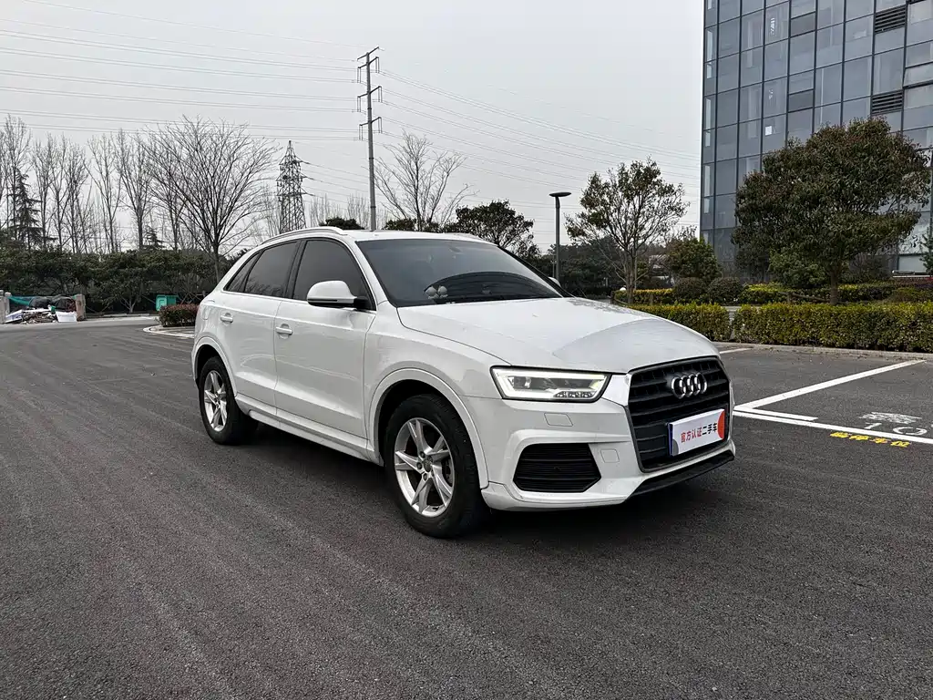 Audi Q3 2018 30th Anniversary Model 30 TFSI Fashion Model купить на сайте DeffCars