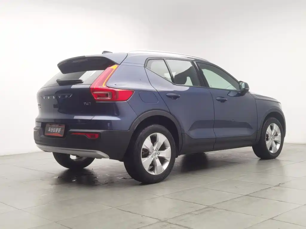 Volvo XC40 2021 T4 four-wheel drive smart travel fashion version купить на сайте DeffCars