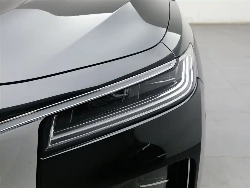 Hongqi H9 2020 3.0T Zhilian Qiling four-seater version купить на сайте DeffCars