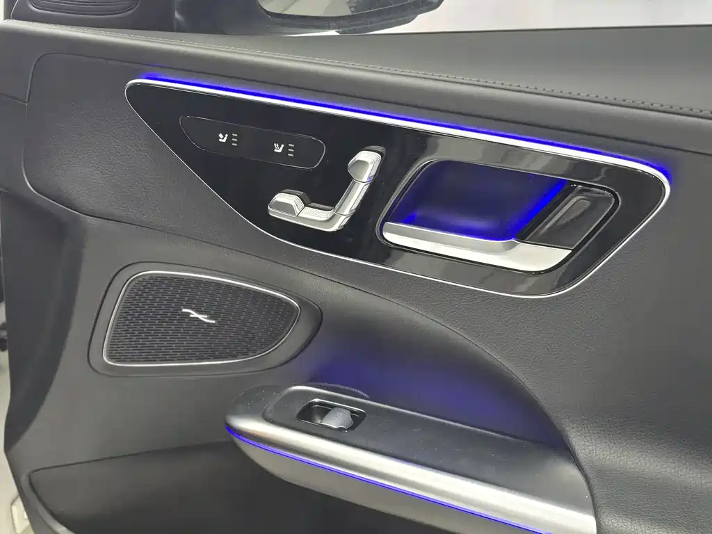 Mercedes-Benz C-Class 2024 C 260 L Sports Edition купить на сайте DeffCars
