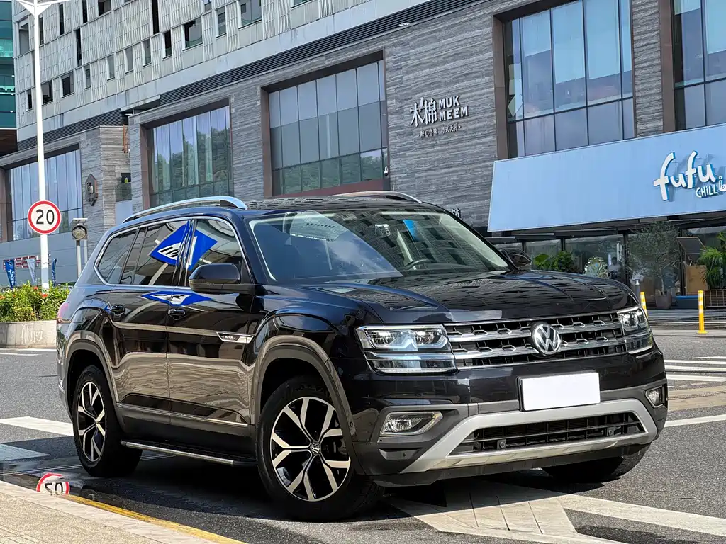 Touron 2020 380TSI four-wheel drive luxury version National VI купить на сайте DeffCars