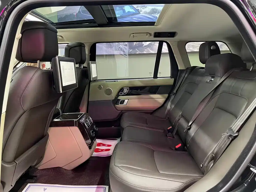 Range Rover 2020 3.0 L6 Legend Extended Edition купить на сайте DeffCars