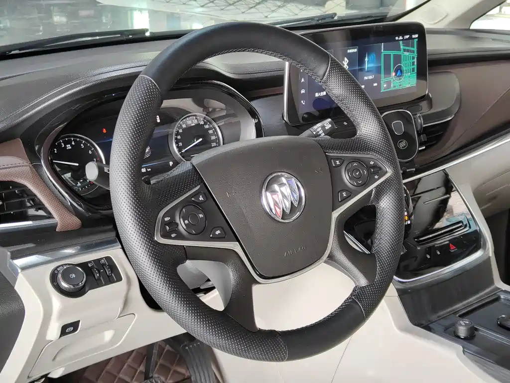 Buick GL8 2020 Land Business Class 652T Premium купить на сайте DeffCars