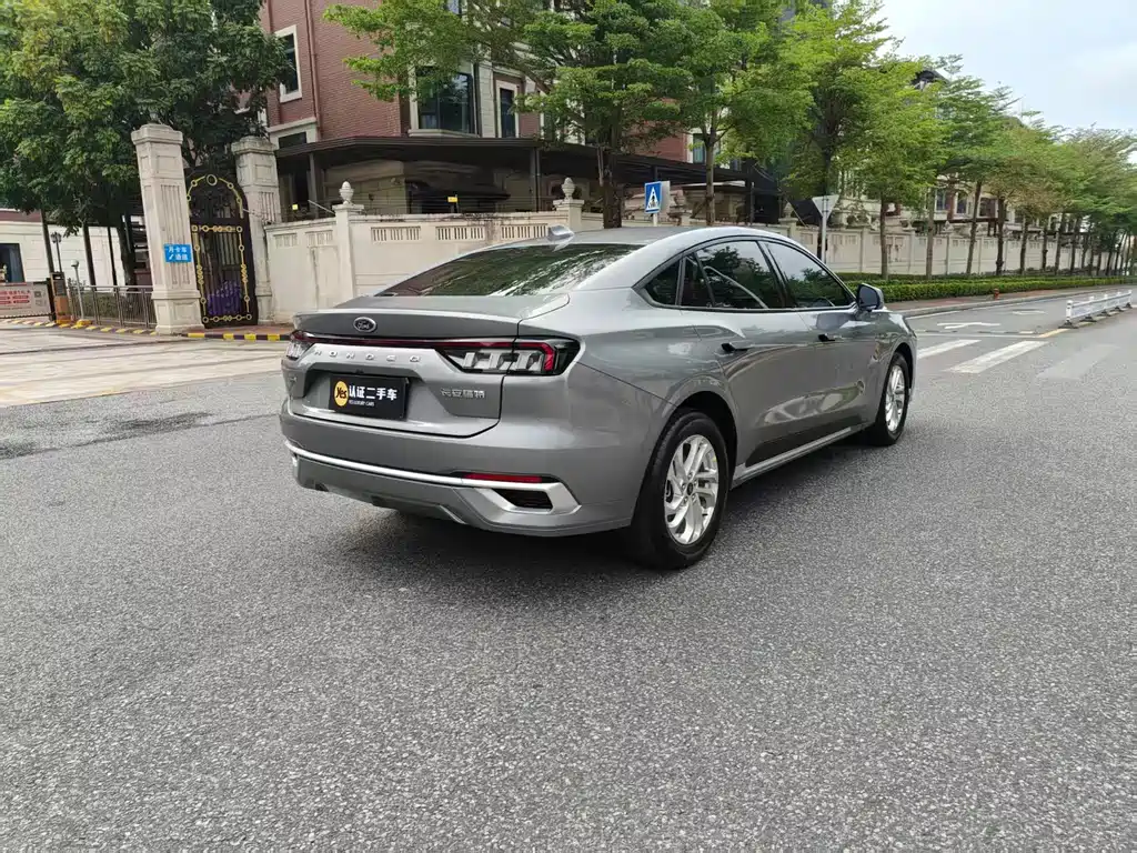Mondeo 2025 1.5T EcoBoost E Hybrid Comfort Type купить на сайте DeffCars