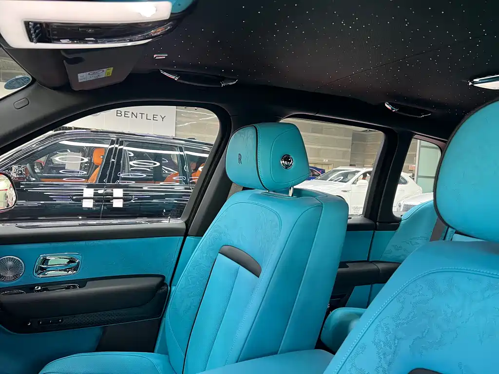 Cullinan 2024 Black Badge купить на сайте DeffCars