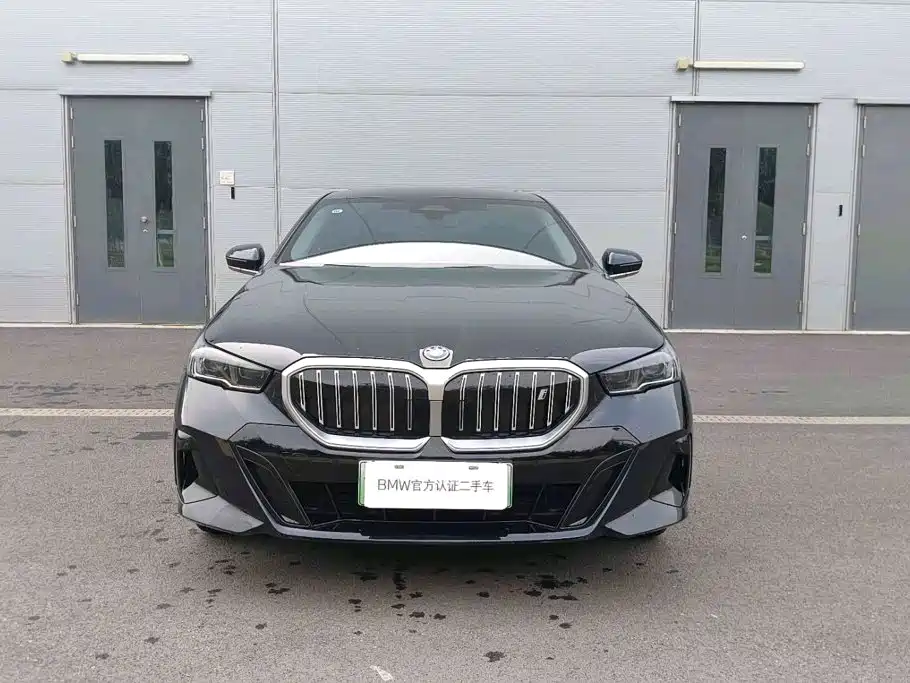 BMW i5 2025 eDrive 35L M Sport Kit купить на сайте DeffCars