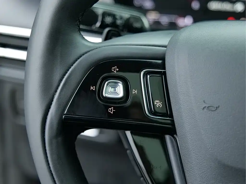 Adventurer 2020 2.0T Two-wheel drive Premium Edition купить на сайте DeffCars