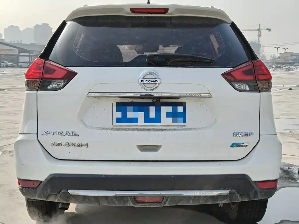 X-Trail 2017 2.5L CVT Deluxe Edition 4WD купить на сайте DeffCars