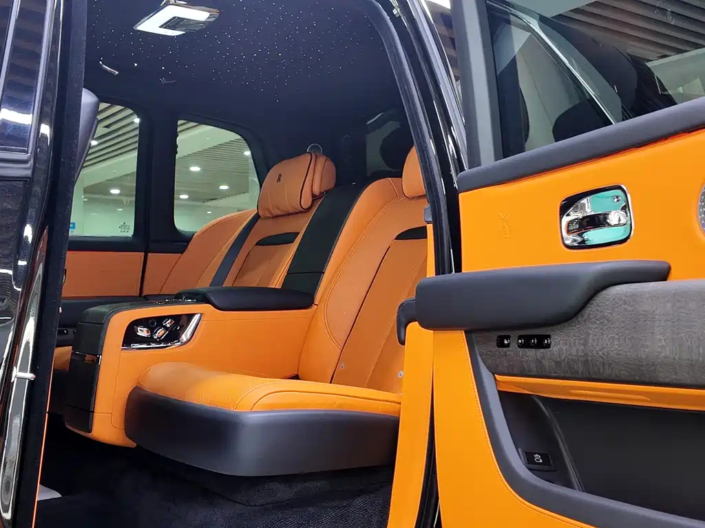 Cullinan 2018 four-seat version купить на сайте DeffCars