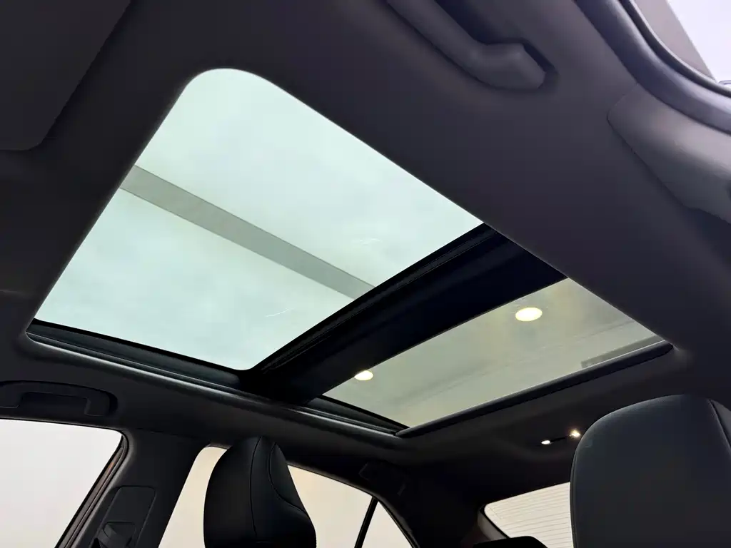 Camry 2019 facelift 2.5G Deluxe Edition купить на сайте DeffCars