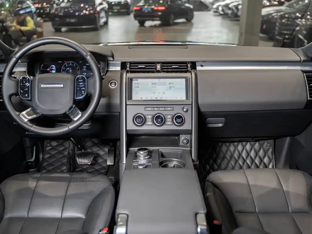 Discover the 2020 3.0 SC V6 30th Anniversary Special Edition купить на сайте DeffCars