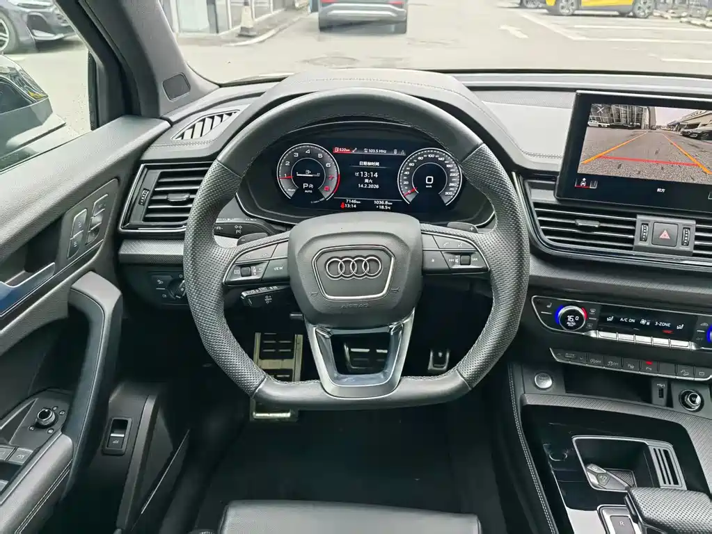 Audi Q5L 2024 45 TFSI luxury and dynamic model купить на сайте DeffCars