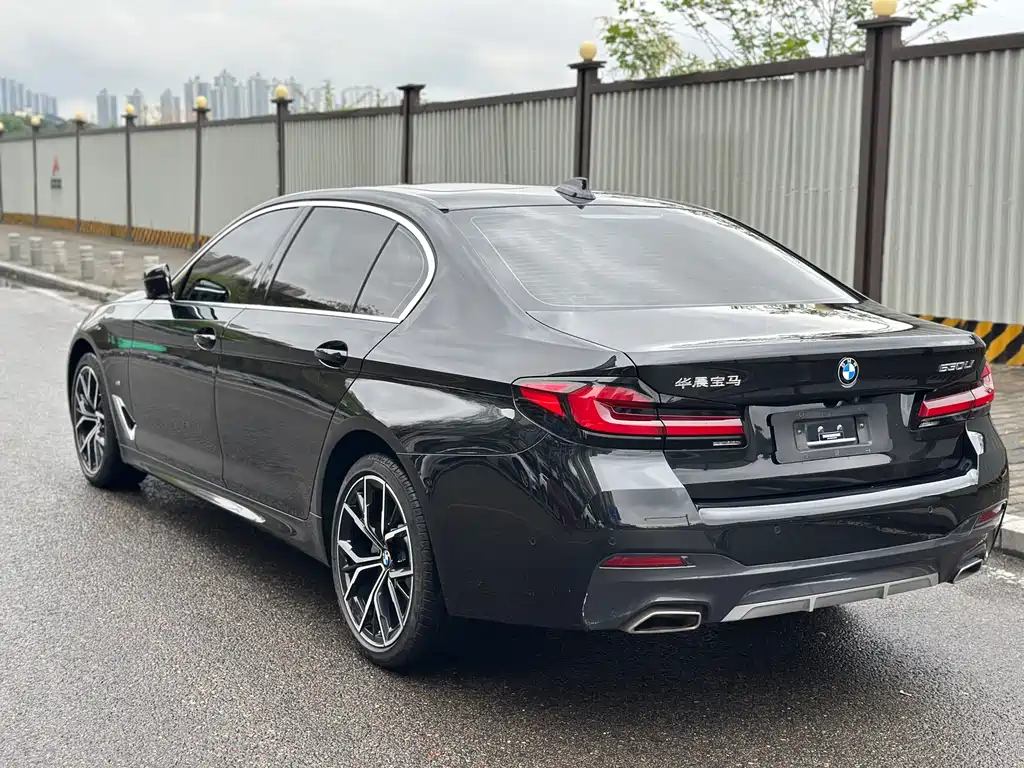BMW 5 Series 2023 facelift 530Li exclusive M sports package купить на сайте DeffCars