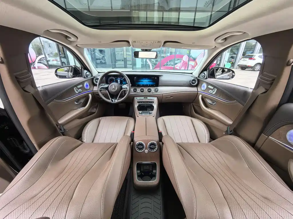Mercedes-Benz E-Class 2023 E 300 L Luxury Model купить на сайте DeffCars
