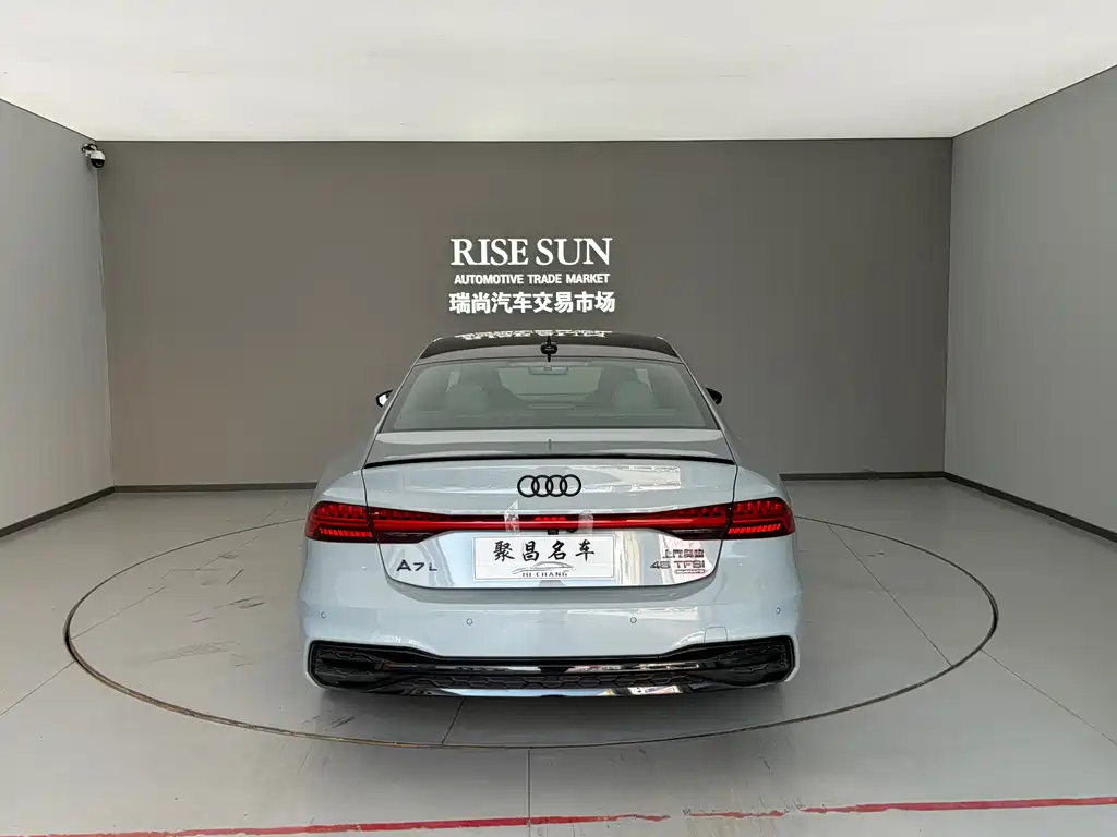 Audi A7L 2024 45 TFSI quattro RS package racing version купить на сайте DeffCars