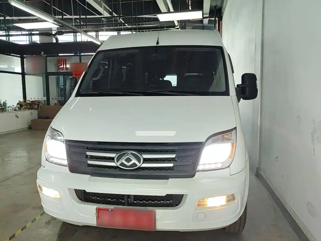 V80 2023 2.0T Manual Classic Super Express Longshaft Medium Top 6/7/8/9 Seats купить на сайте DeffCars