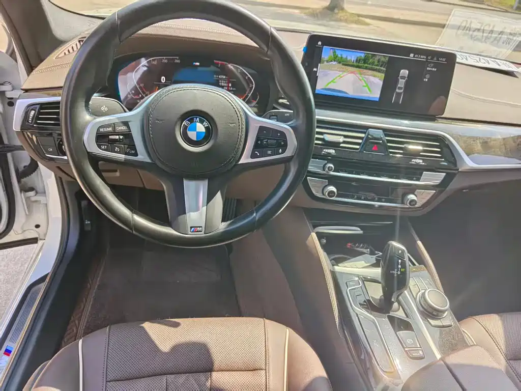 BMW 5 Series 2022 facelift 525Li M Sports Package купить на сайте DeffCars