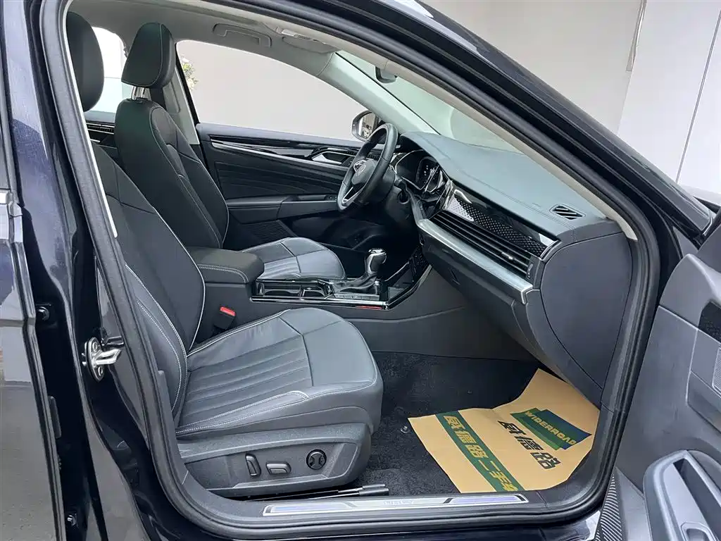 Passat New Energy 2023 430PHEV Hybrid Elite Edition купить на сайте DeffCars