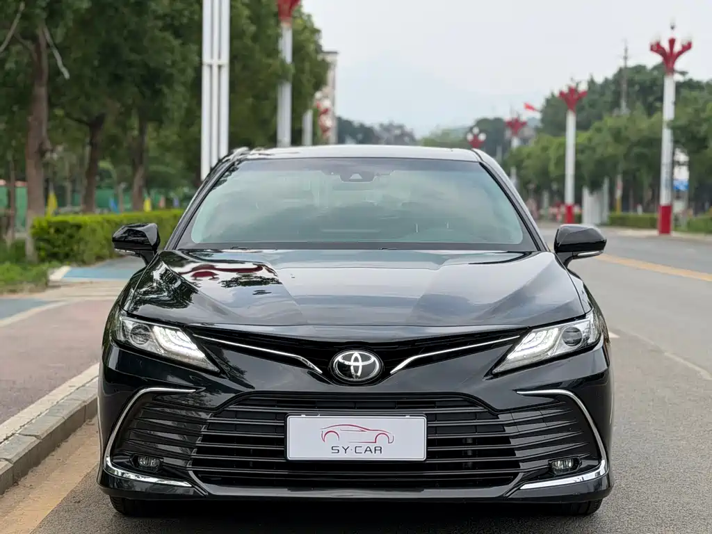 Camry 2021 2.0G Deluxe Edition купить на сайте DeffCars