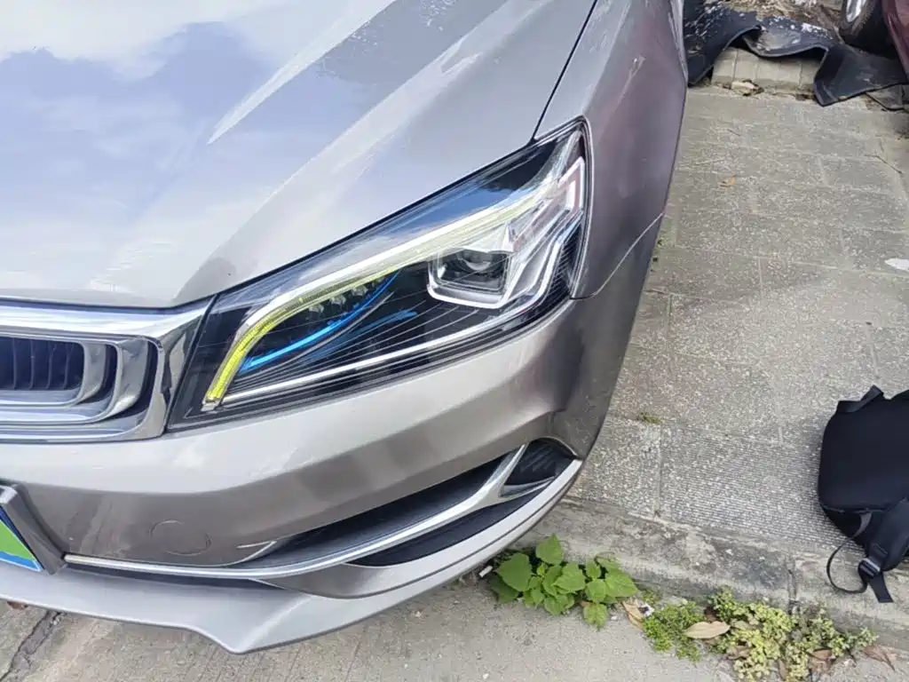 Emgrand 2020 1.5L CVT upward version купить на сайте DeffCars