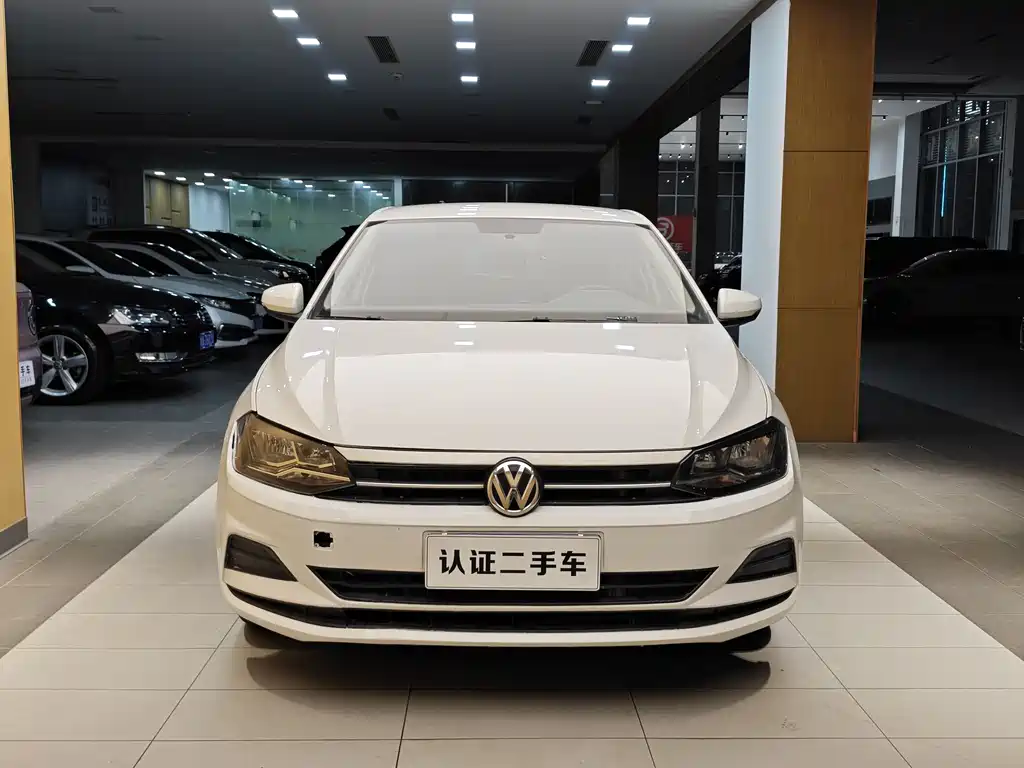 Polo 2023 facelift Plus 1.5L automatic indulgence version купить на сайте DeffCars