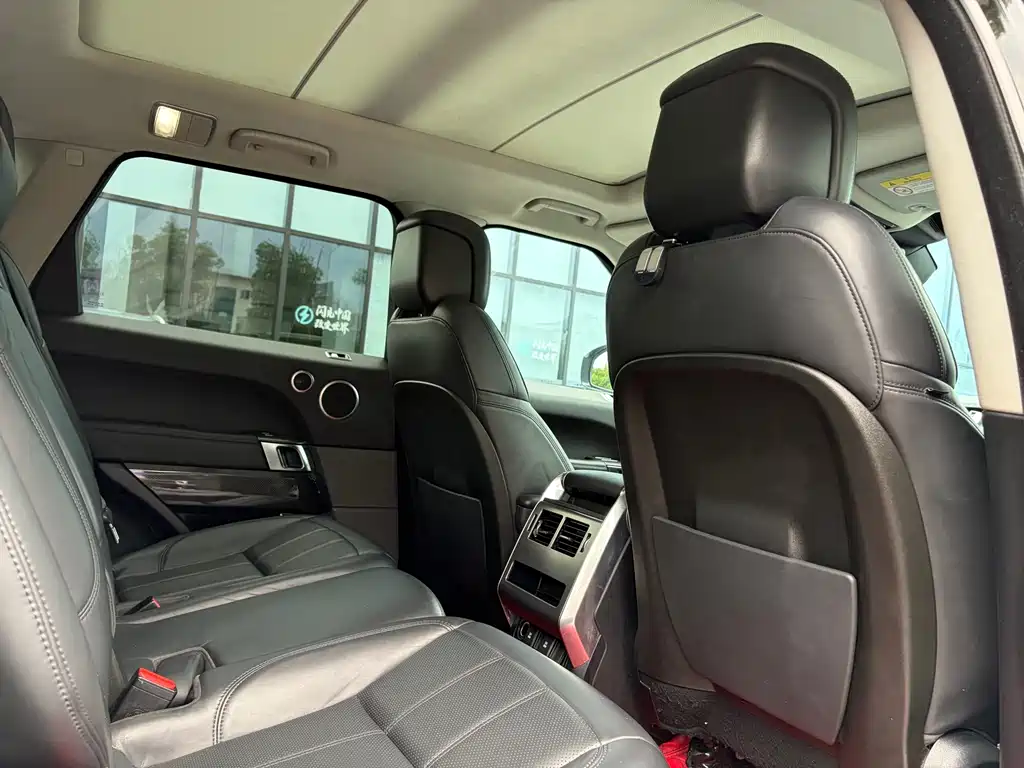 Range Rover Sport 2019 3.0 SC V6 Special Edition купить на сайте DeffCars