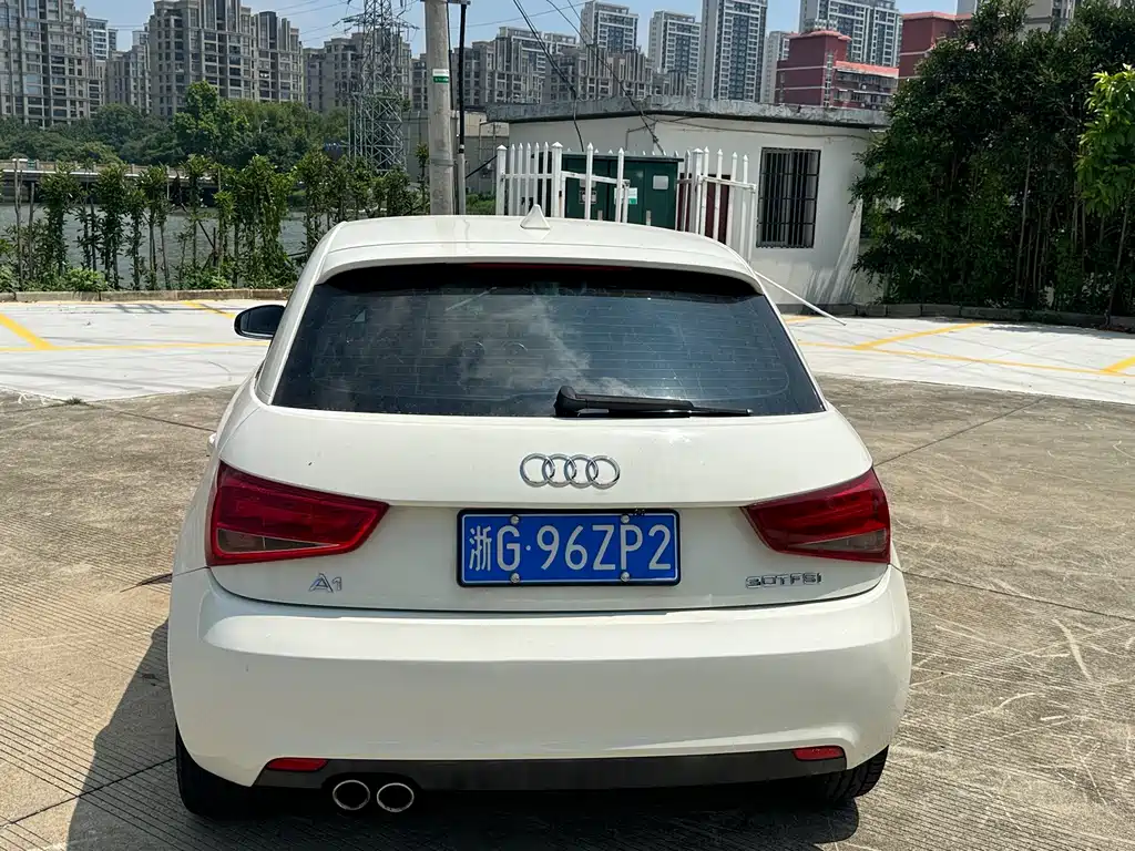 Audi A1 2013 30 TFSI Sportback Ego plus купить на сайте DeffCars