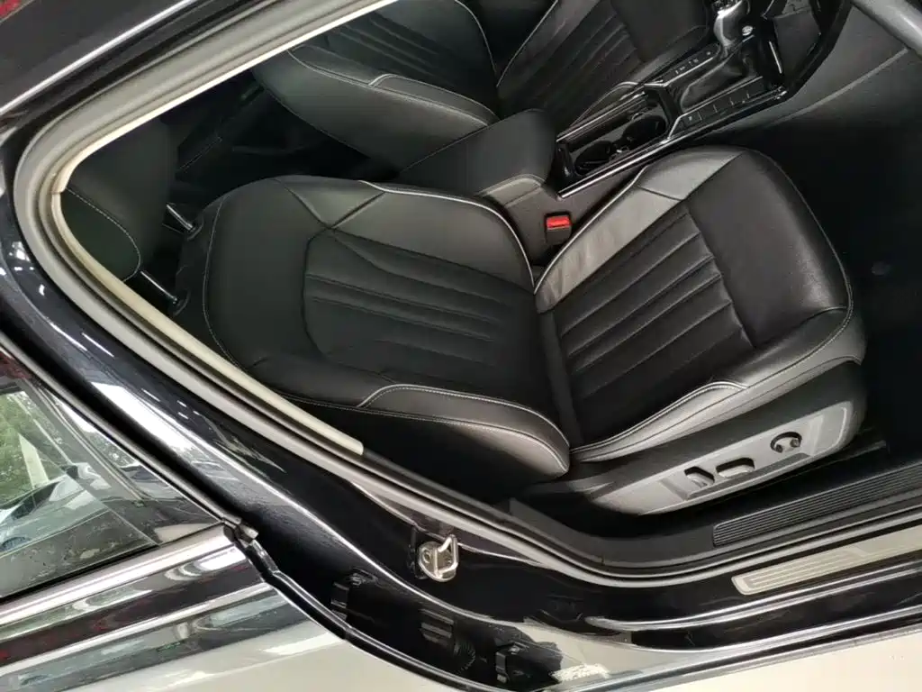 Passat 2022 330TSI Elite Edition купить на сайте DeffCars