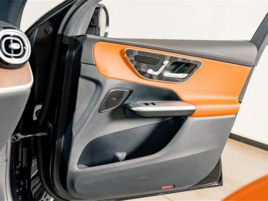 Mercedes-Benz GLC New Energy 2025 350 e L 4MATIC Collector's Edition купить на сайте DeffCars