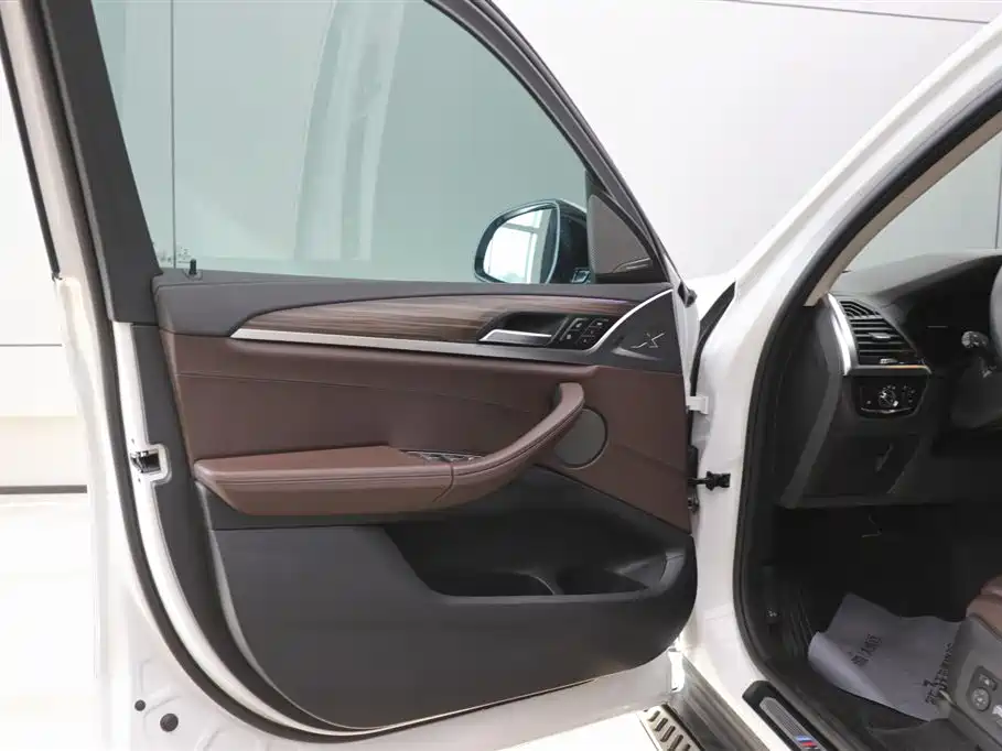 BMW X3 2021 xDrive28i M Sports Package купить на сайте DeffCars