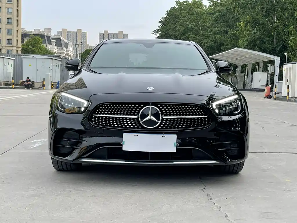 Mercedes-Benz E-Class 2022 Model 2 E 300 L Sports Luxury Model купить на сайте DeffCars