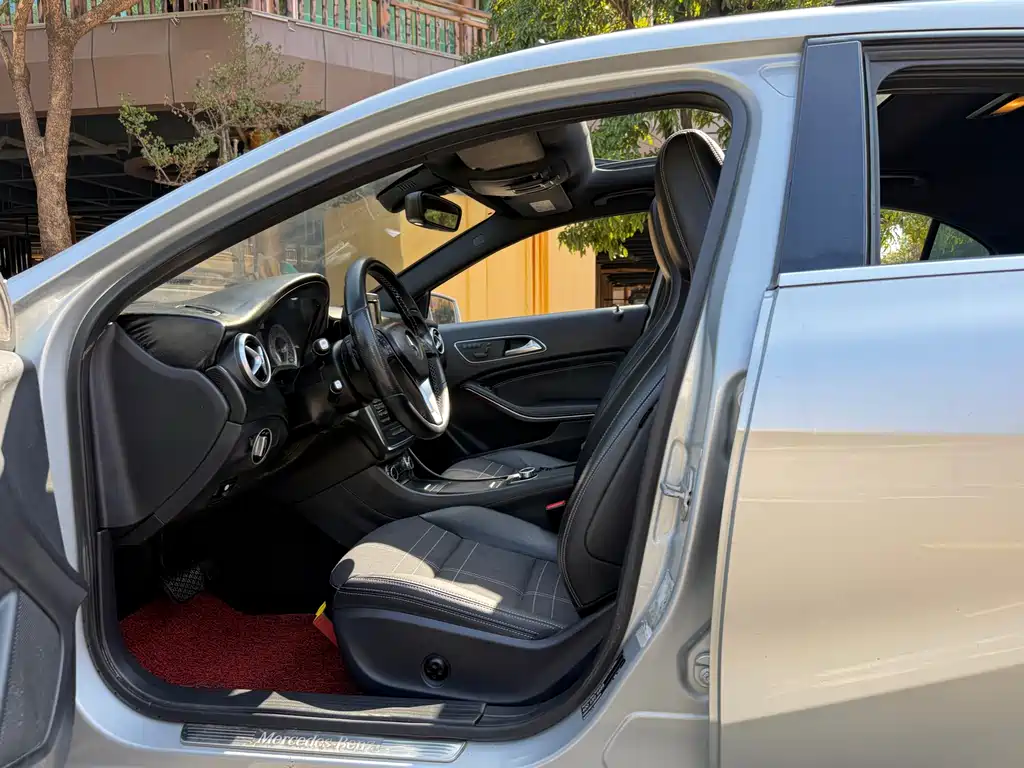 Mercedes-Benz A-Class Imported 2013 A 260 Sports Model купить на сайте DeffCars