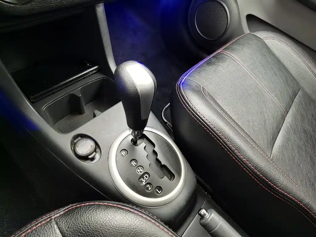 Swift 2013 1.5L automatic 20th anniversary limited edition купить на сайте DeffCars