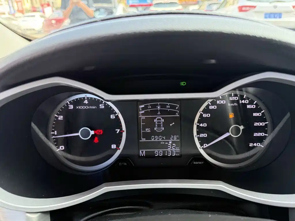 Emgrand GL 2017 1.3T Manual Elite купить на сайте DeffCars