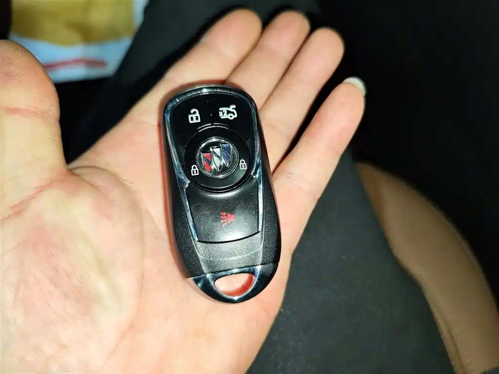 Regal 2022 652T smart model купить на сайте DeffCars