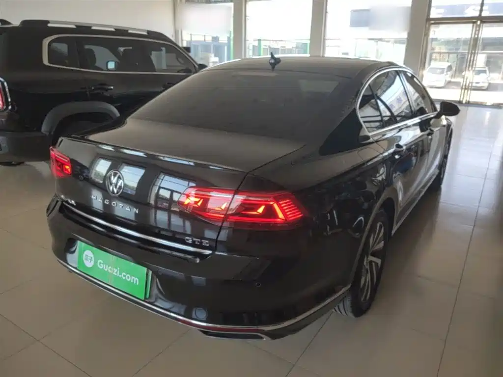 Magotan GTE plug-in hybrid 2022 GTE luxury model купить на сайте DeffCars