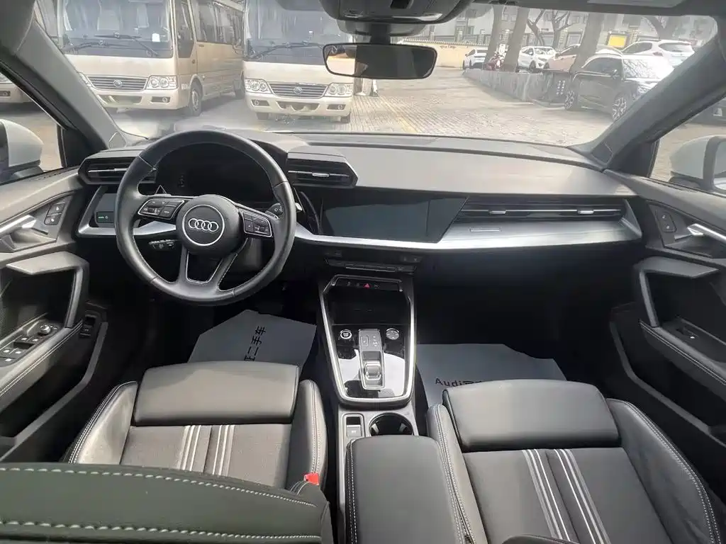 Audi A3 2023款 Sportback 35 TFSI 时尚运动型 купить на сайте DeffCars