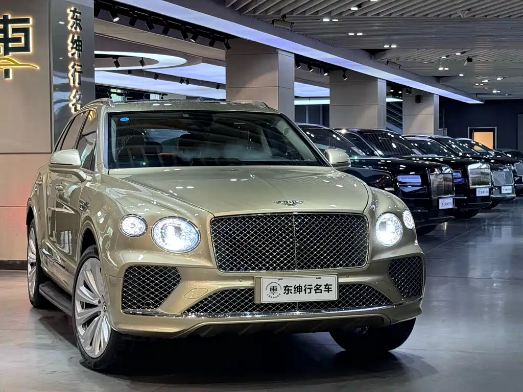 Bentayga 2021 4.0T V8 купить на сайте DeffCars