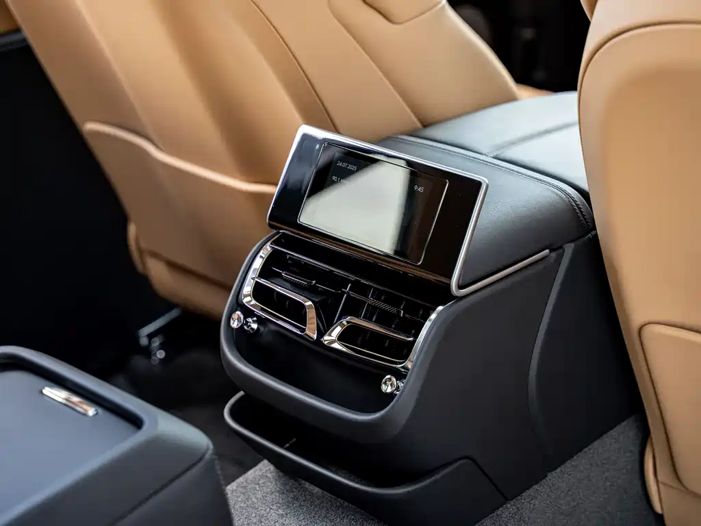 Flying Spur 2022 4.0T V8 Standard Edition купить на сайте DeffCars