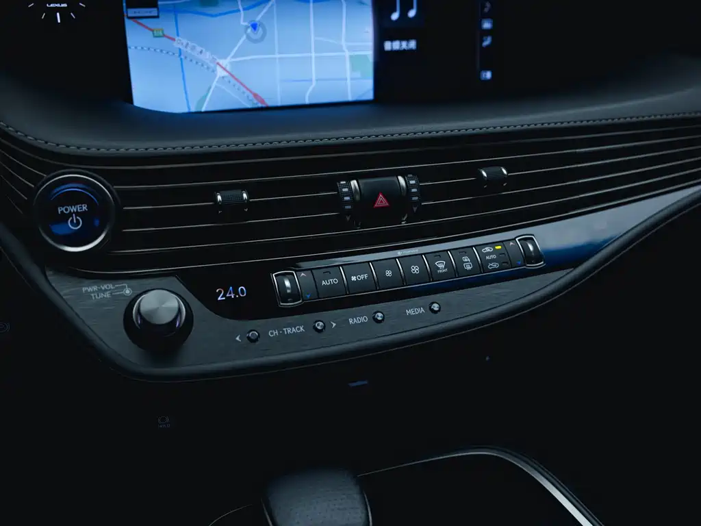 Lexus LS 2018 500h F SPORT National V купить на сайте DeffCars