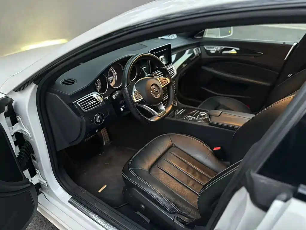 Mercedes-Benz CLS 2017 CLS 320 Yicai Edition купить на сайте DeffCars