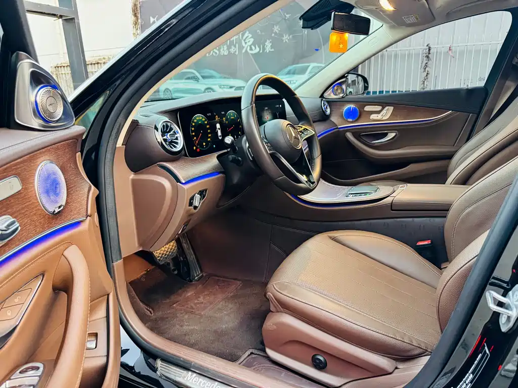 Mercedes-Benz E-Class 2023 E 300 L Luxury Model купить на сайте DeffCars