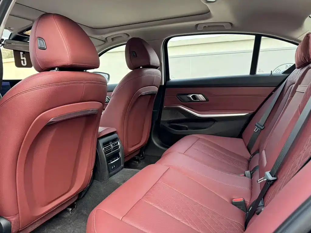 BMW 3 Series 2024 325Li M Sports Package купить на сайте DeffCars